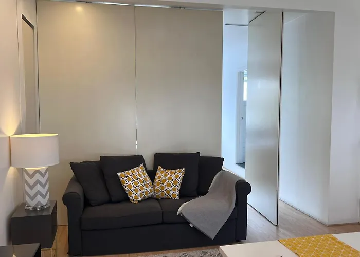 Luxury Apartment In Belsize Park